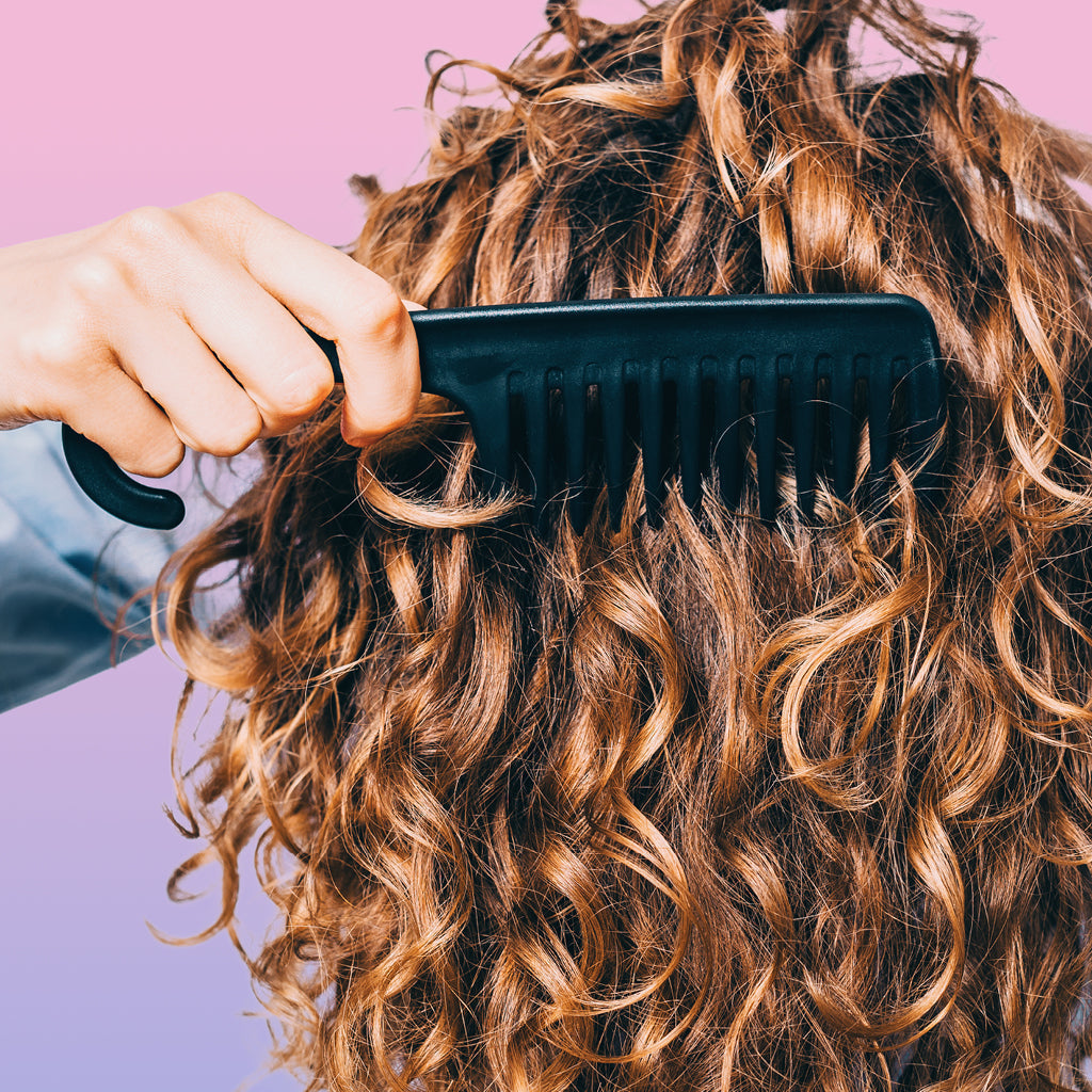 Stylist Secrets: Tips for Starting Your Curly Hair Journey